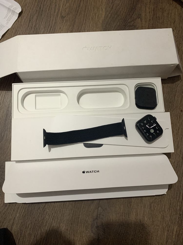 Apple watch series 5 44mm