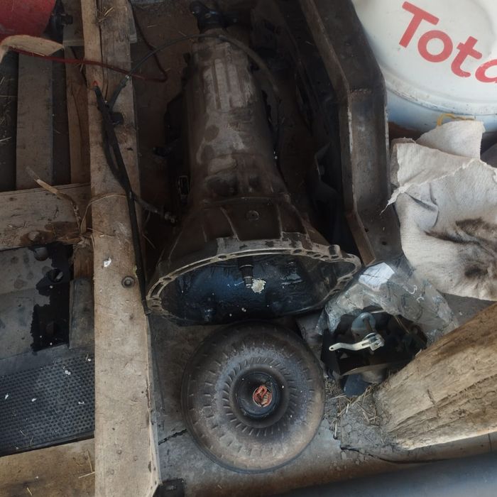 Движок новый,  мелочи б/у