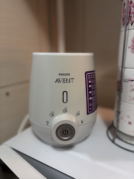 Vând încălzitor biberoane Philips Avent