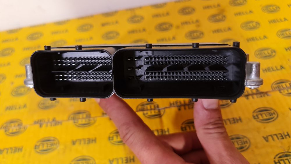 Calculator motor ECU VW Polo 6r 1.4 tdi 5 6 golf 6 7