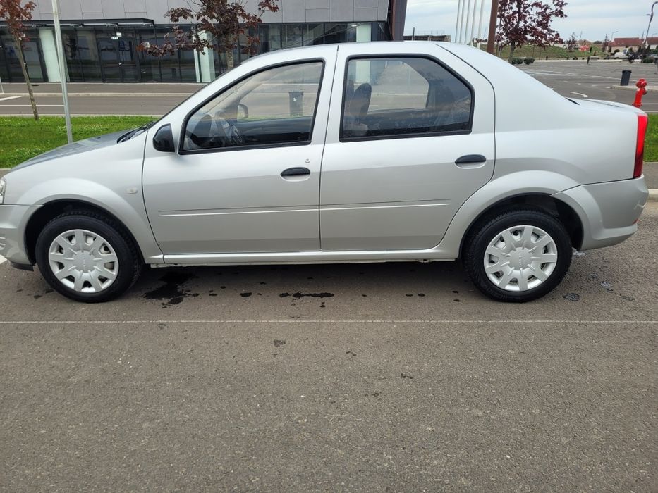Dacia Logan 1.2 16V an 2010 77.000 km Unic proprietar