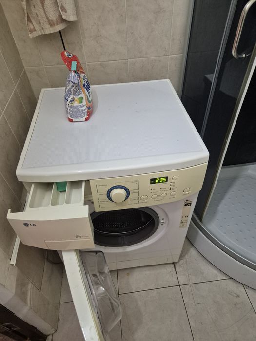 Продам стиральную машину