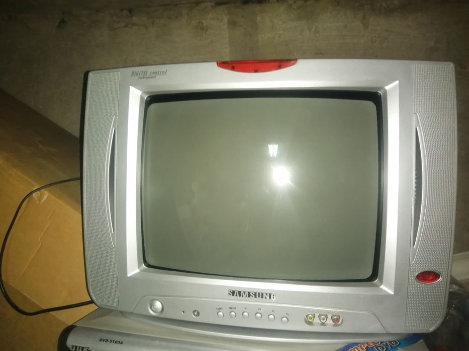 Телевизор Самсунг