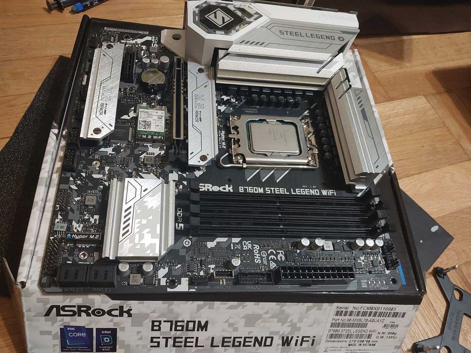 Intel Core i5 12600K + AsRock B760M Steel Legend Wi-Fi DDR5