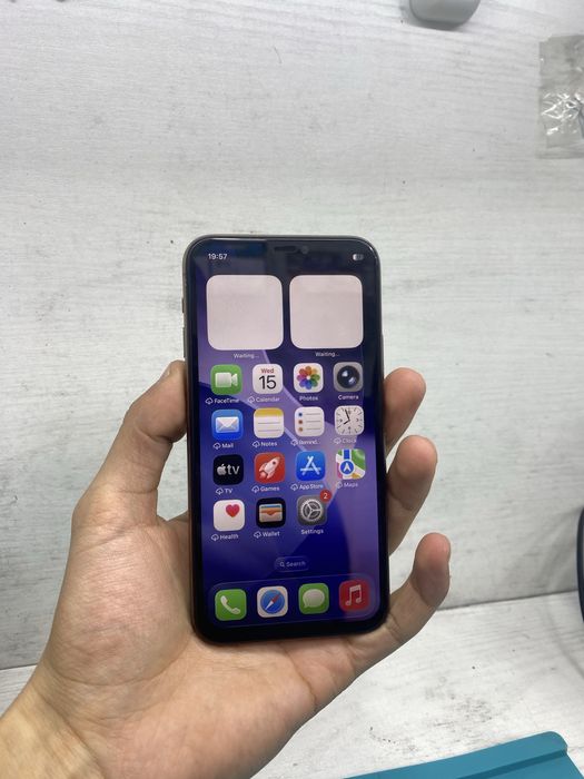 Iphone 11 pro sotiladi 64 gb