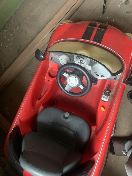 Masinuta electrica pentru copii