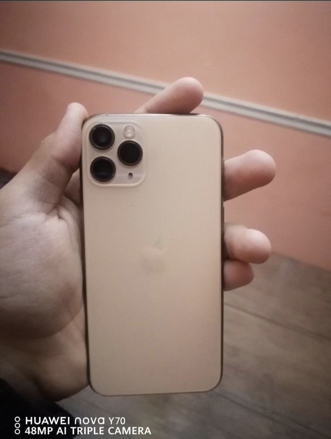 iPhone 11 pro sotiladi srochni