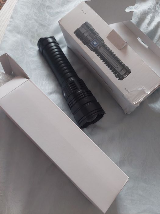 Lanterna led 3x18650 acumulatori power bank