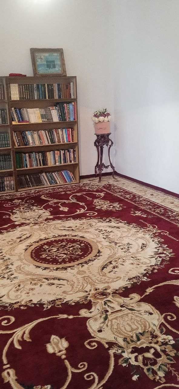 Loyish shaharchasida hovli joy sotiladi