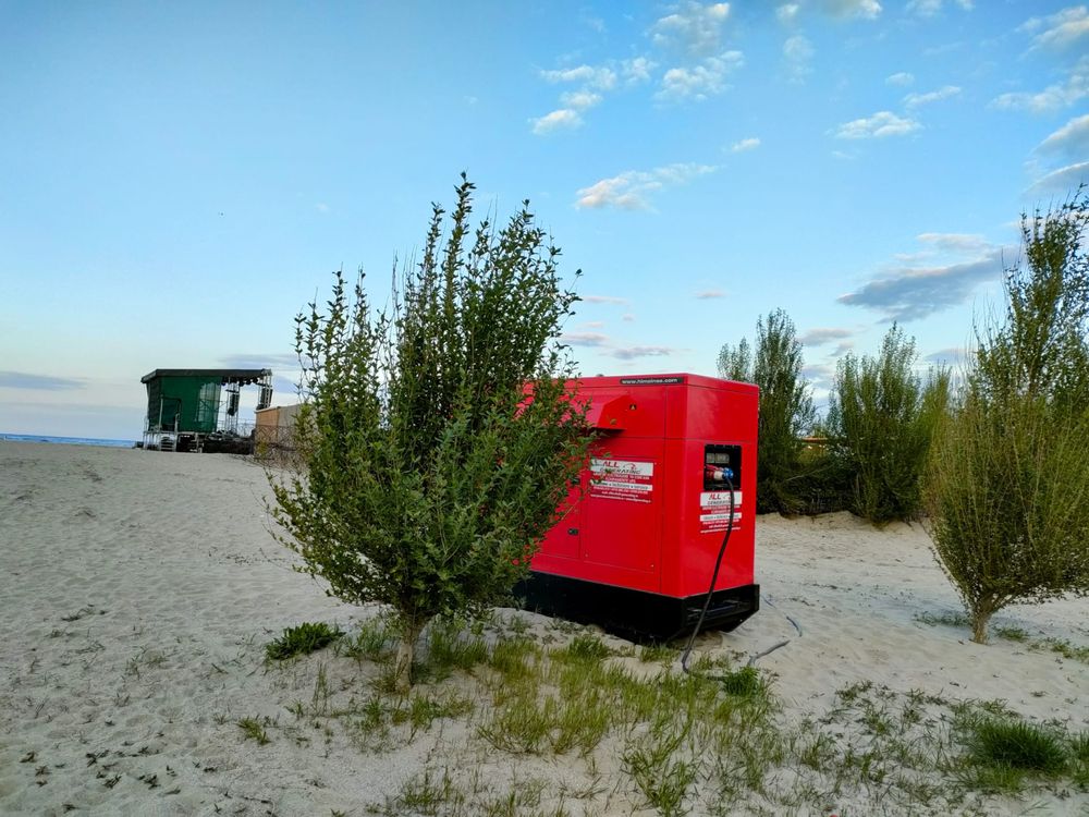 Inchiriere generatoare 20kva-6000kva Generator, Turnuri Lumina