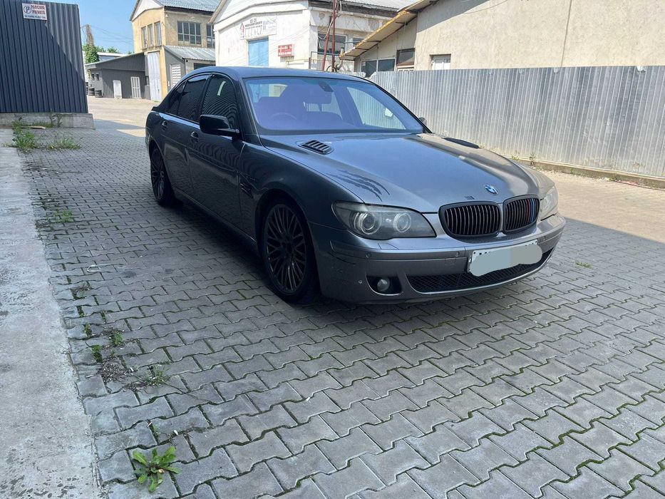 Dezmembrez Bmw 730D E65 LCI