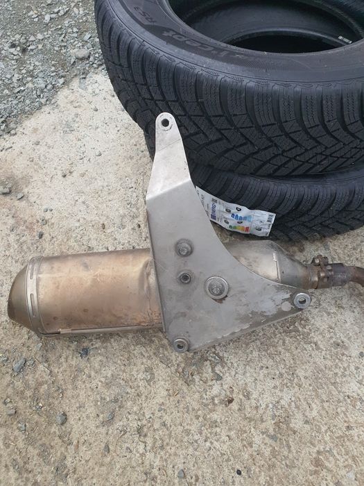 Kawasaki yamaha honda husqvarna Esapament moto LeoVice