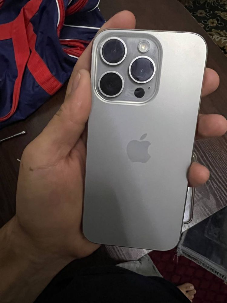 iPhone 15 pro KH/A