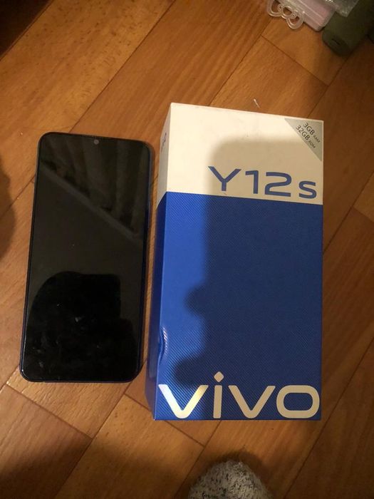 Продам Vivo Y12s