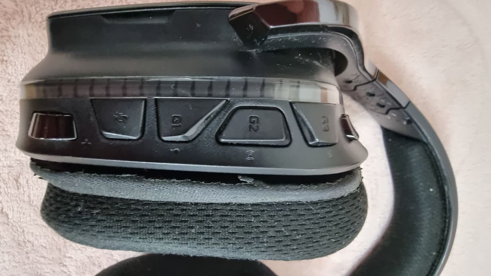 Геймърски слушалки Logitech G933