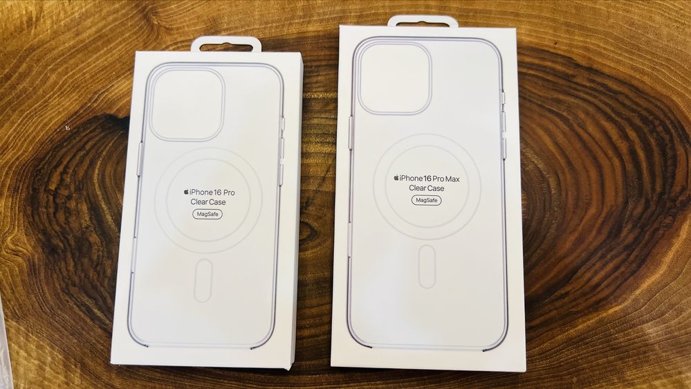 iPhone 16 Pro & 16 Pro Max Apple MagSafe Clear Case