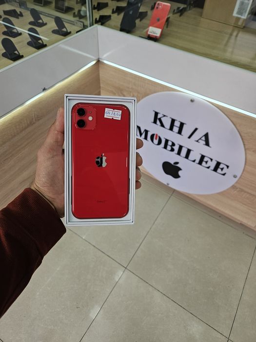 Iphone 11.          .