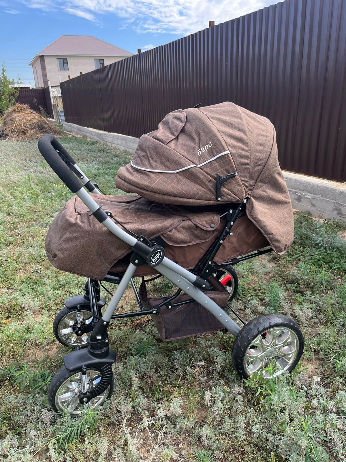 Продам детскую коляску