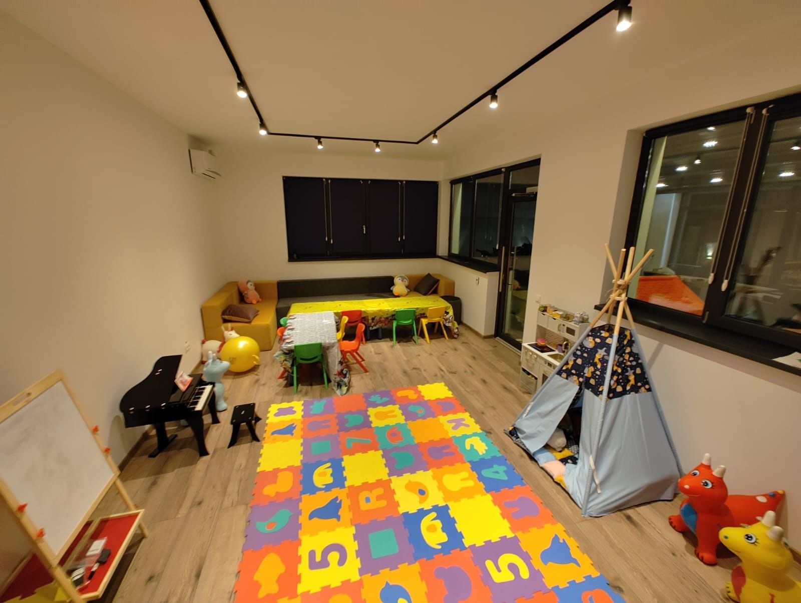 Casa / Vila / Evenimente /majorat /petreceri copii /petreceri private