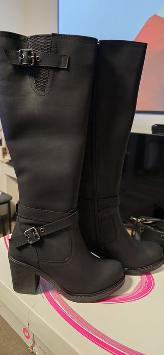 Cizme piele artificiala, noi noute, marime 37