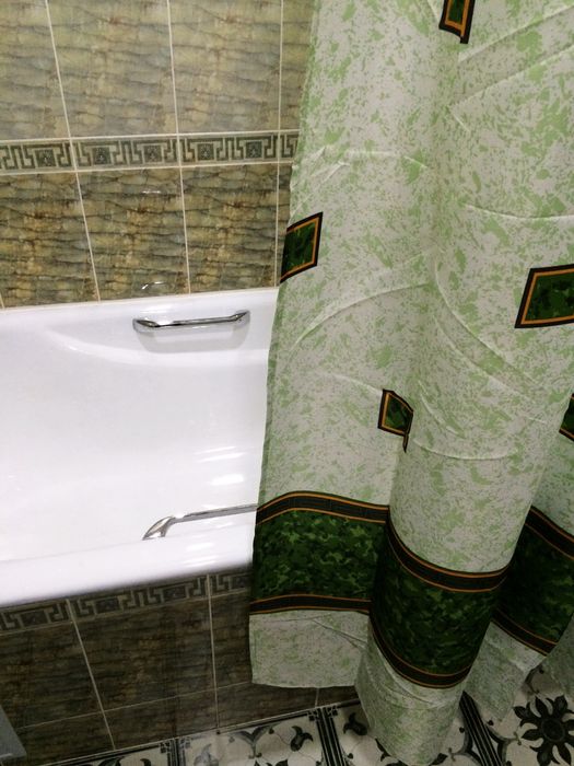 Продаётся 3-х комнатная квартира на Ойбеке, Angels food, Жемчуг.