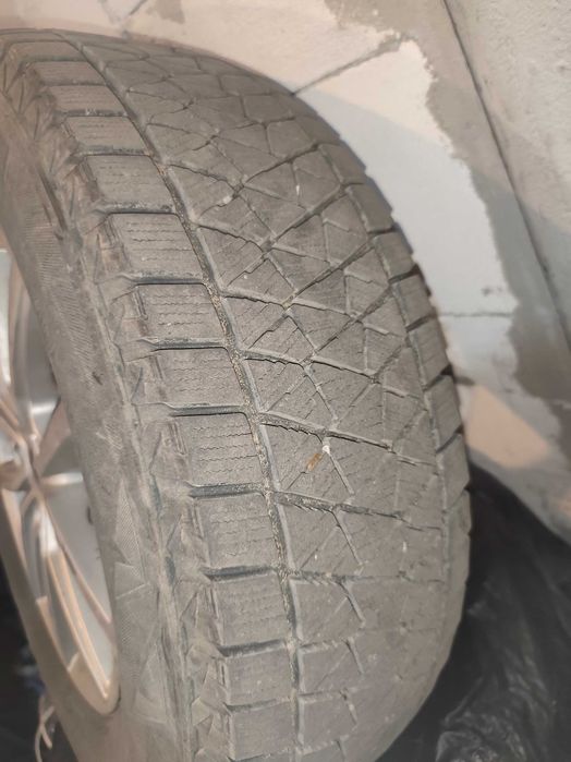 Джанти с гуми за Mitsubishi Outlander  5х114.3 16
