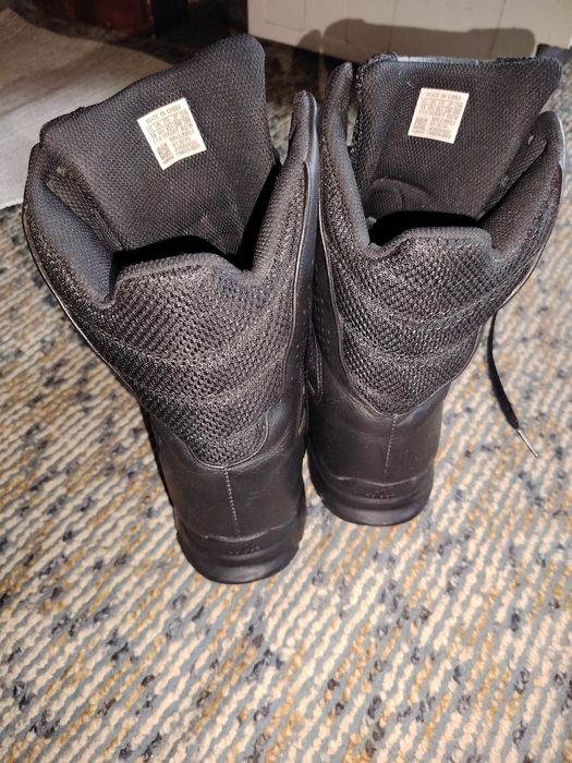 ADIDAS мъжки ботуши номер 45 дължина на стелките 29 см