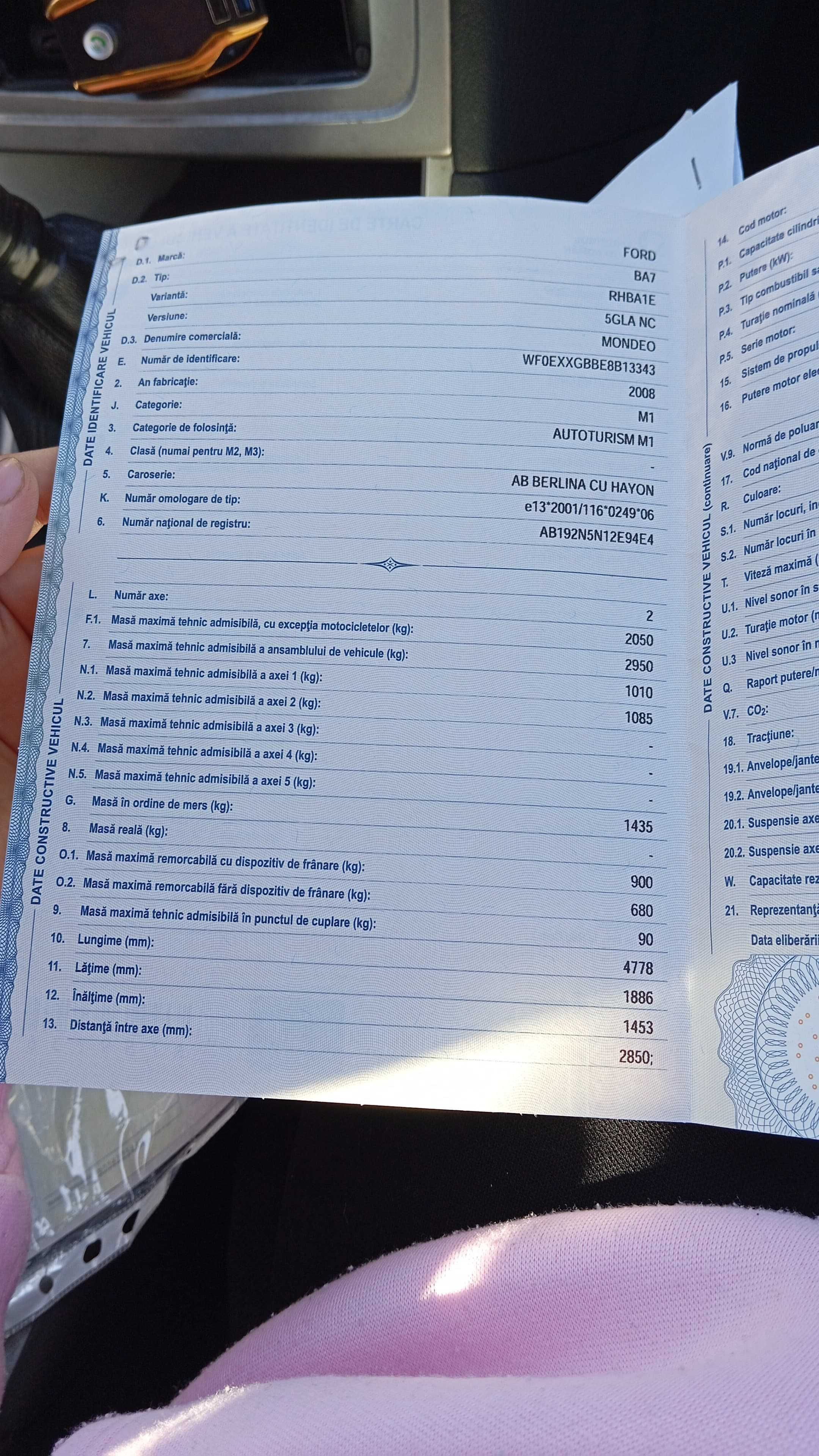 Vând sau schimb cu golf 5 sau 4 acept diferența