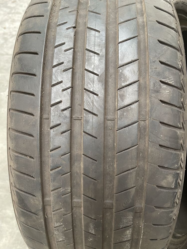 245/40/21 Bridgestone Alenza RFT