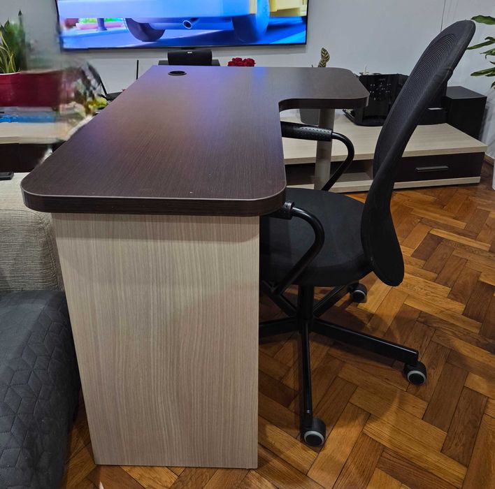 Birou de colt si scaun