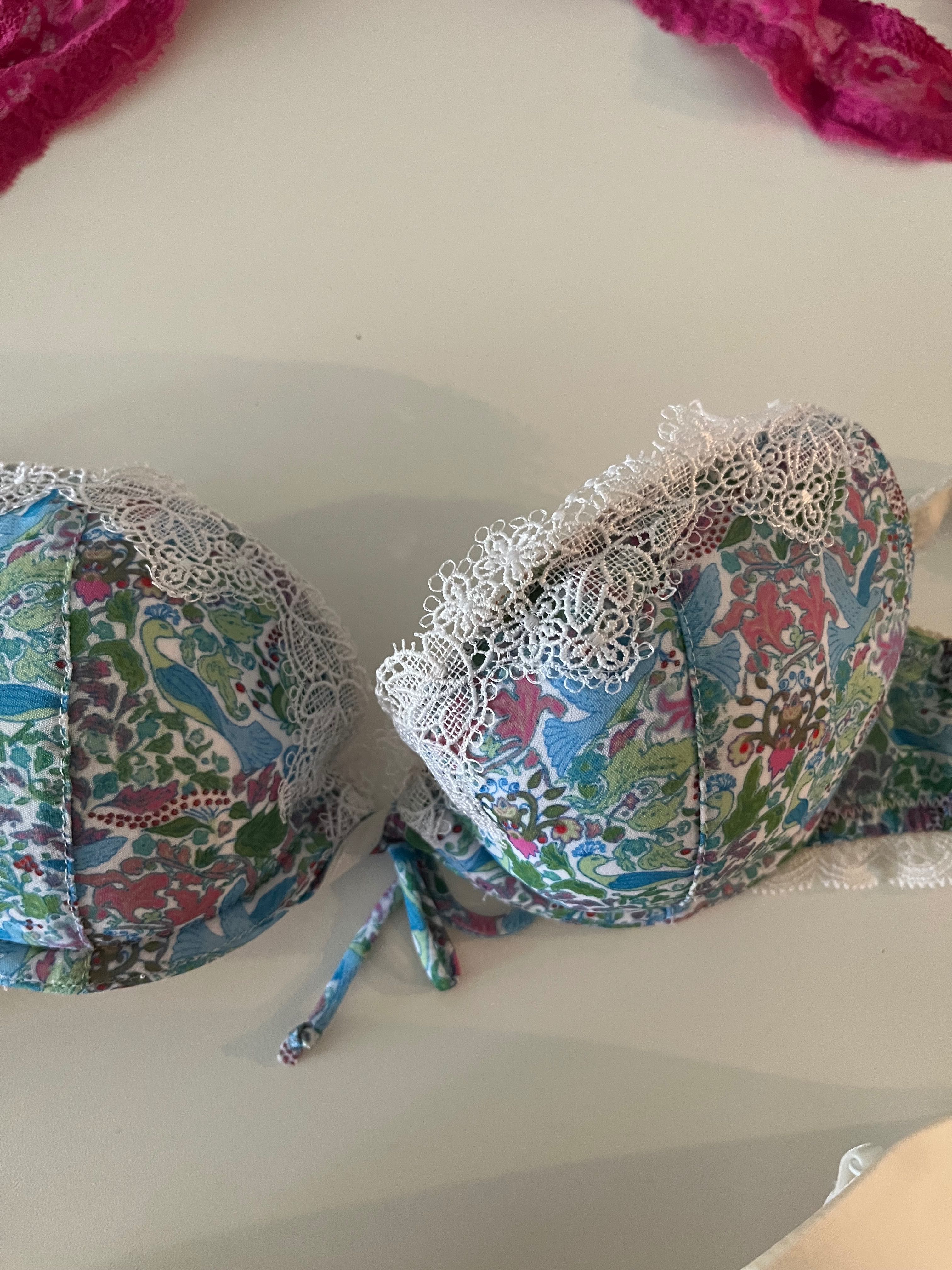 Сет сутиени Victoria’s Secret and Etam