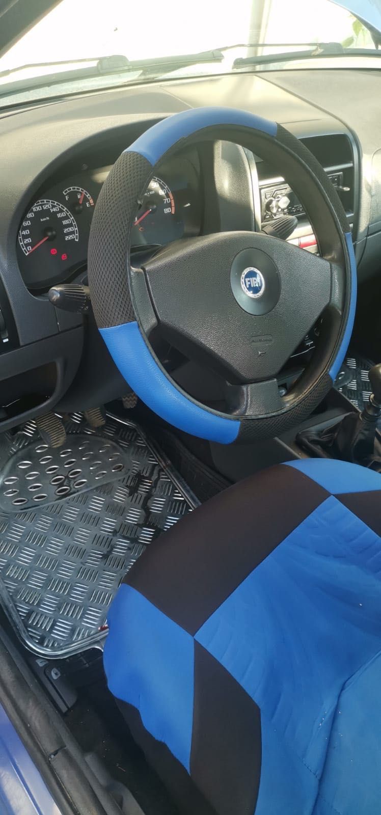 Mașina Fiat de vânzare