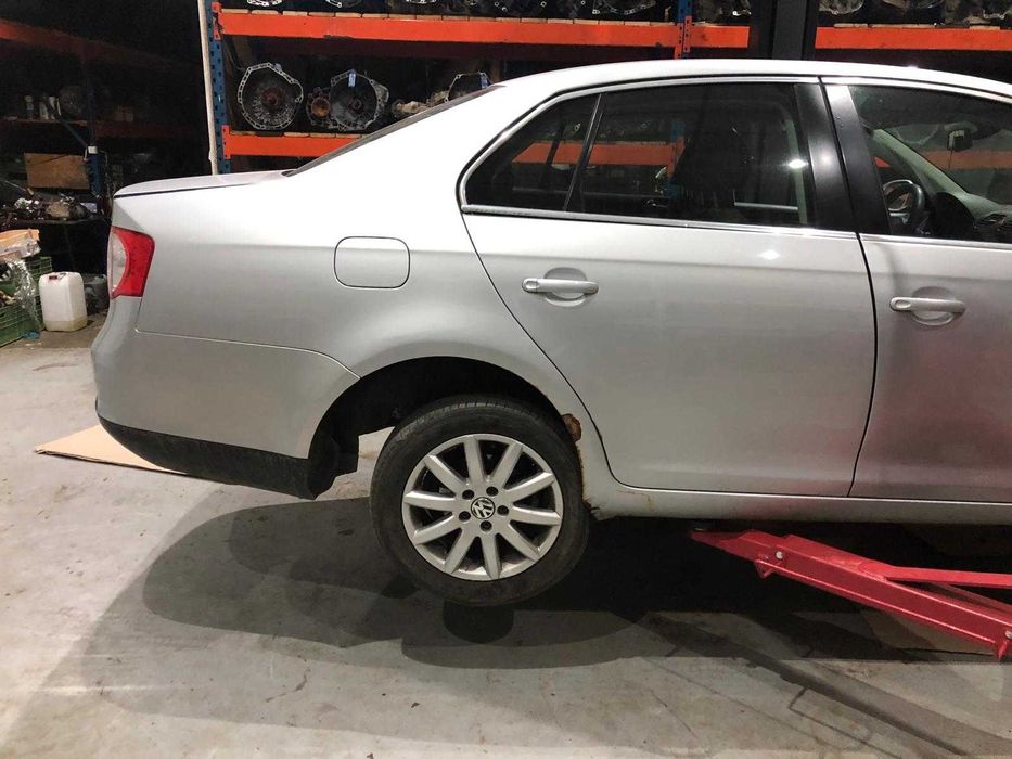 Dezmembram Volkswagen Jetta 2008