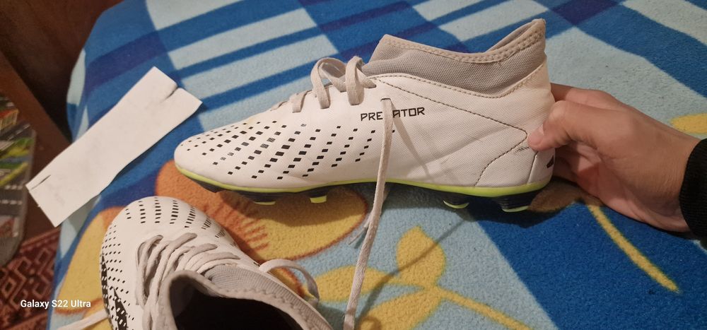 Бутонки предатор Адидас меси и Стуножки мат стар