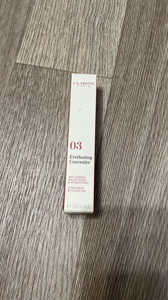 everlasting concealer clarins