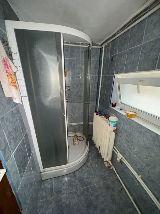 Vând casă în Lupeni cu teren de 2619mp sau schimb cu apartament