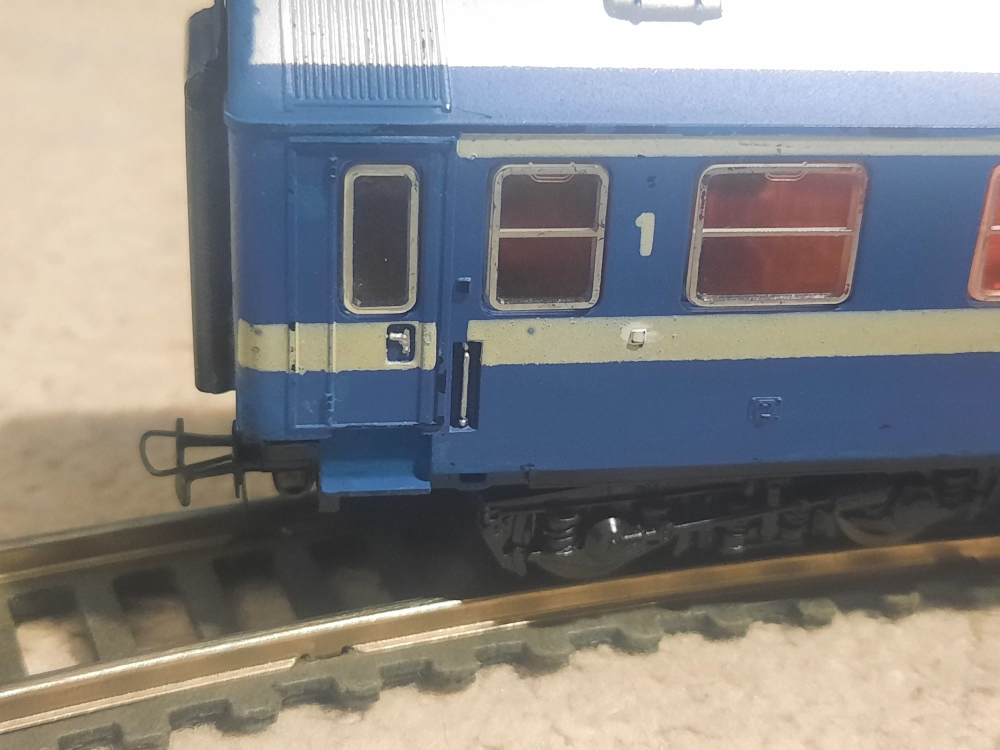 Raritate vagon calatori iluminat MAV 51 55 021 4 406/407Corona 366/367
