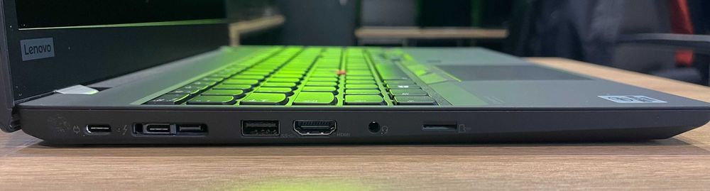 LENOVO ThinkPad T15 GEN2. Core i5-1145G7 - 1.1/4.4 Ghz. 16/512 GB