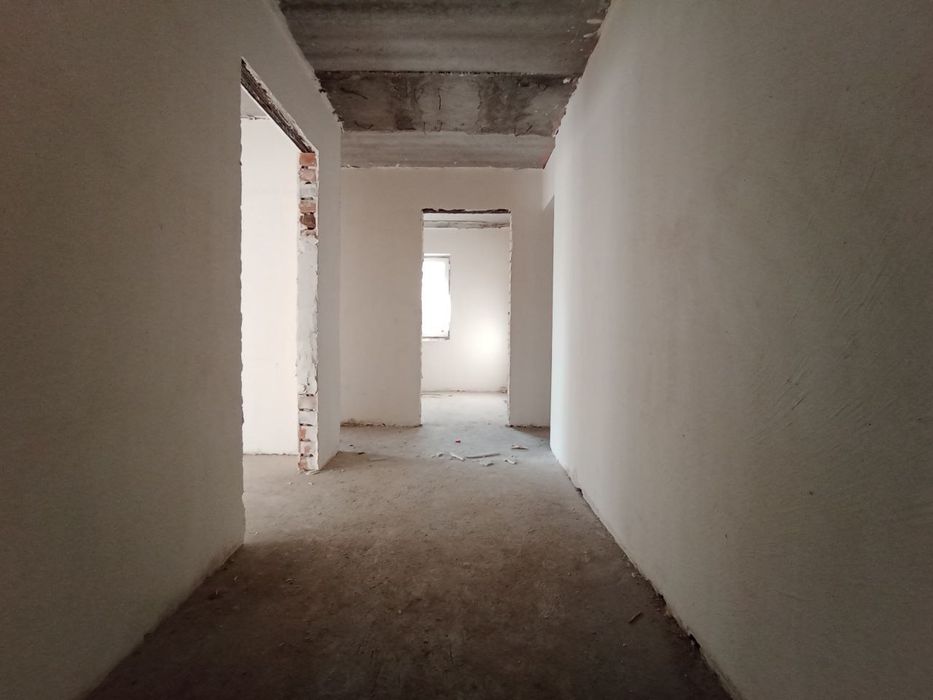 Продаётся Новостройка  
Куйлюк Мечеть, 
ТРЦ "COMPASS"

Комнат 3
Этаж 0