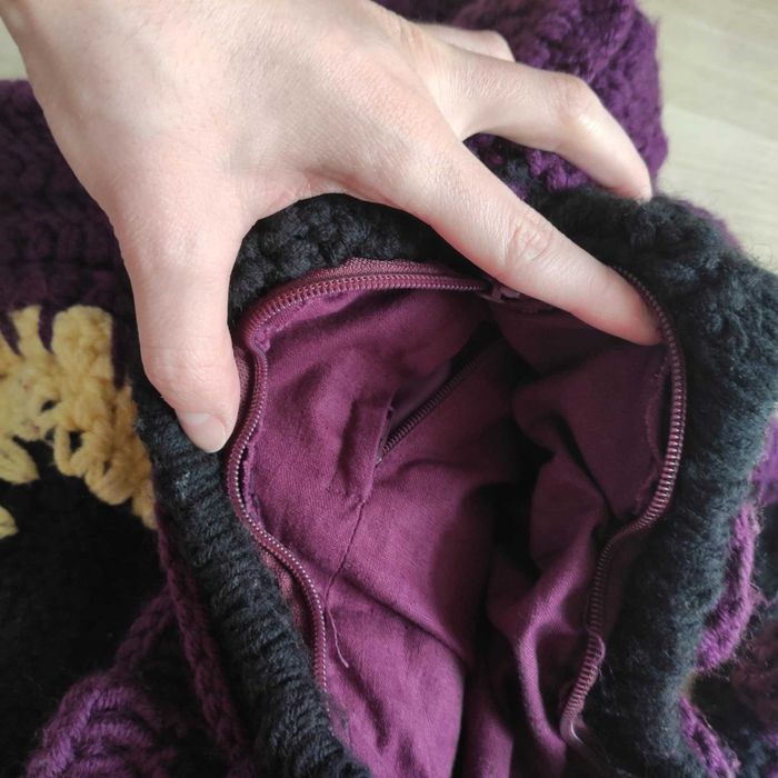 Ръчно плетена дамска чанта Теменужка