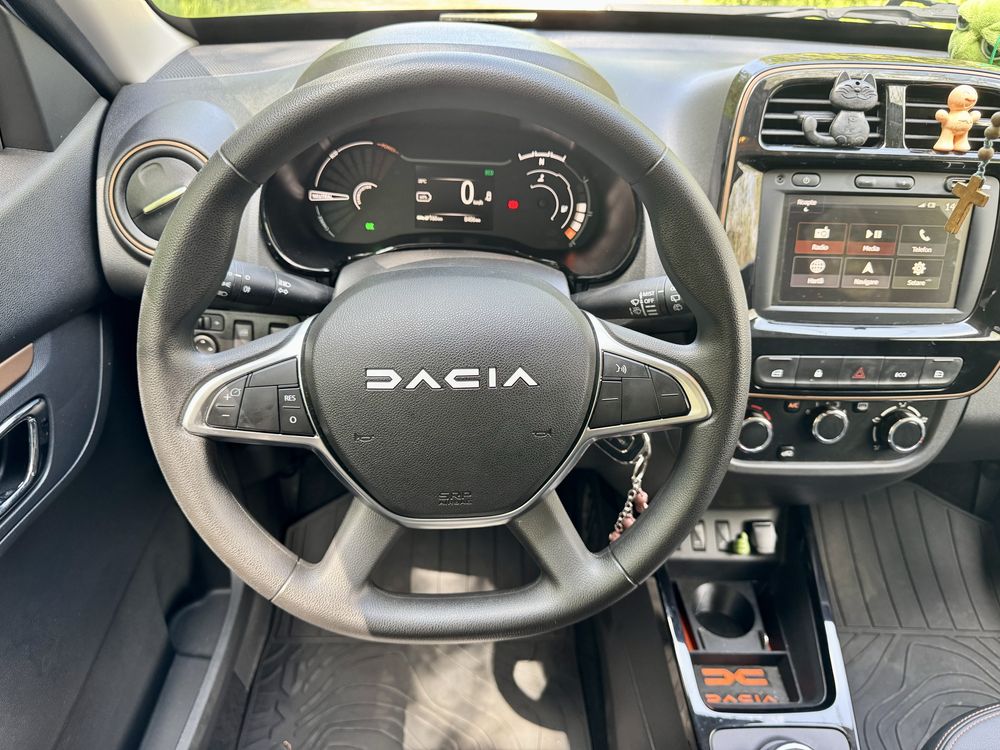 Dacia Spring Extreme 65 cp full option, garantie, ca noua