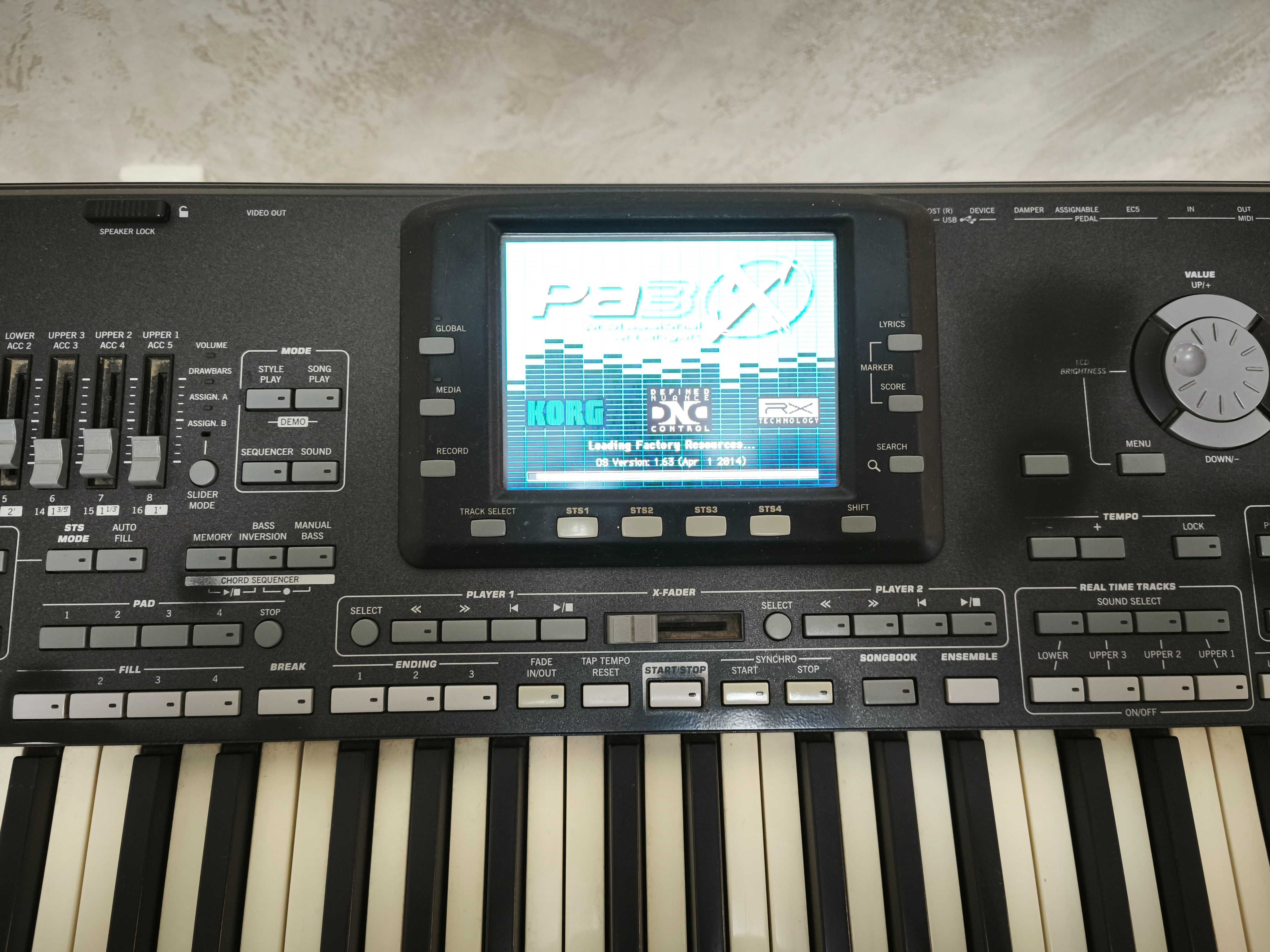 Синтезатор Korg pa3x