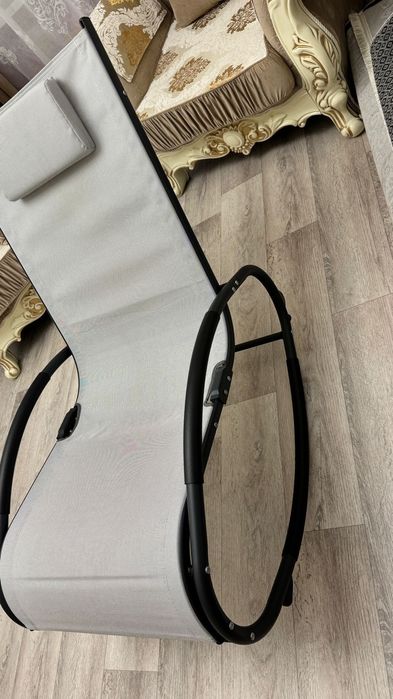 Продам кресло-качалку