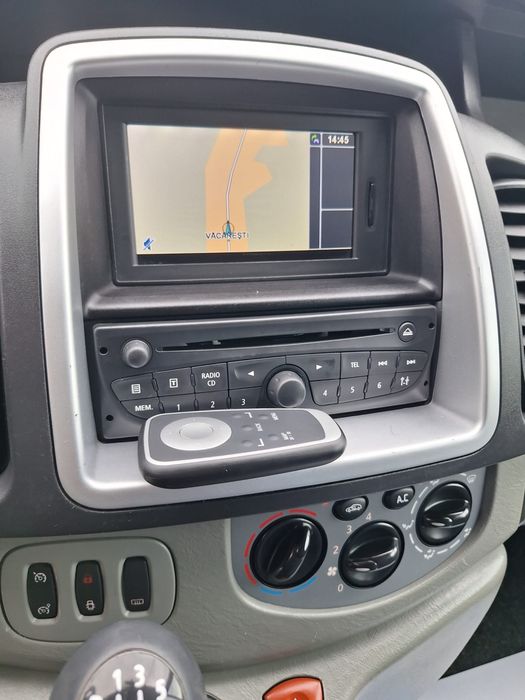 Renault Trafic 8+1 locuri