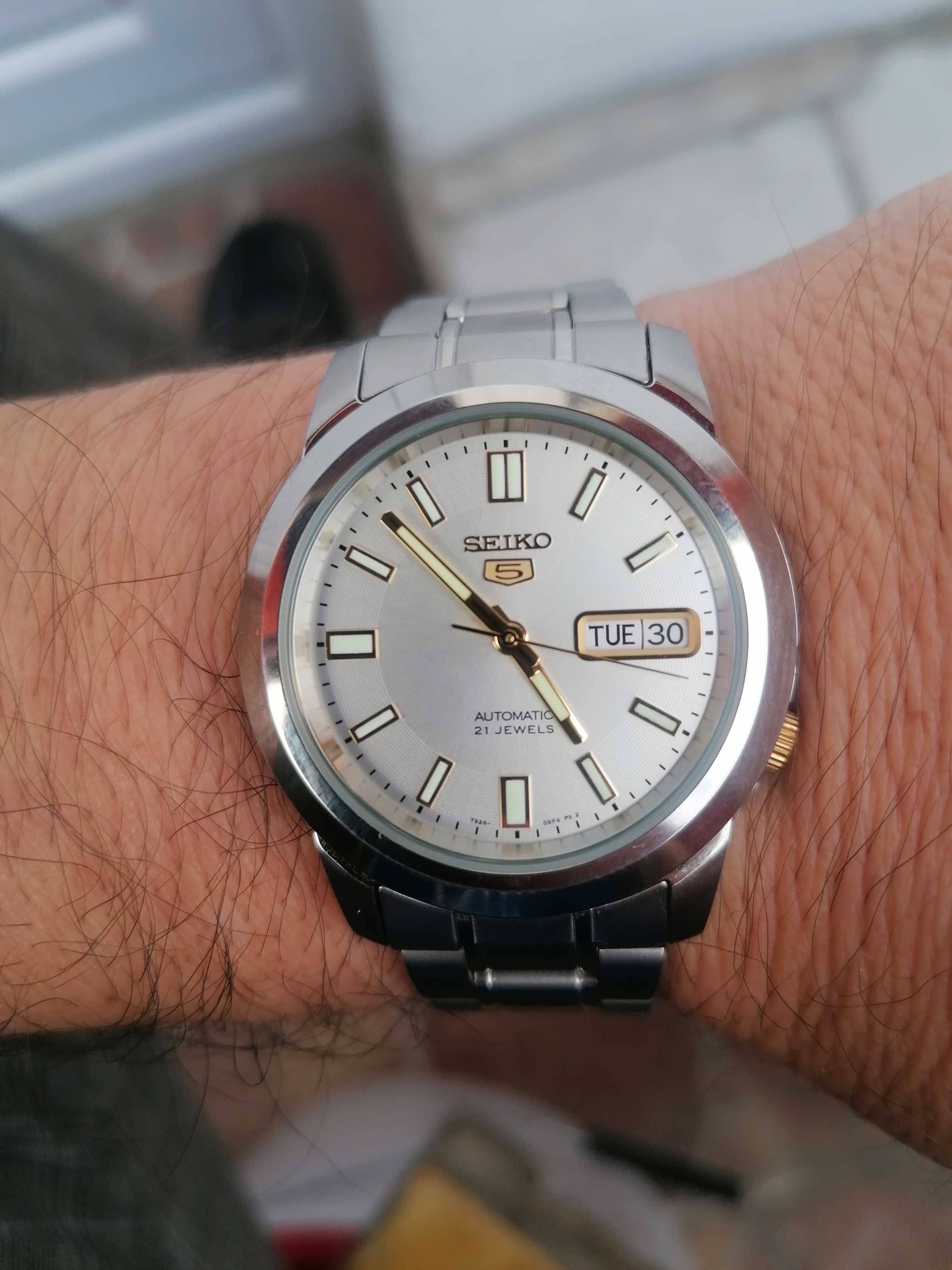 Seiko 5 automatic 21 jewels