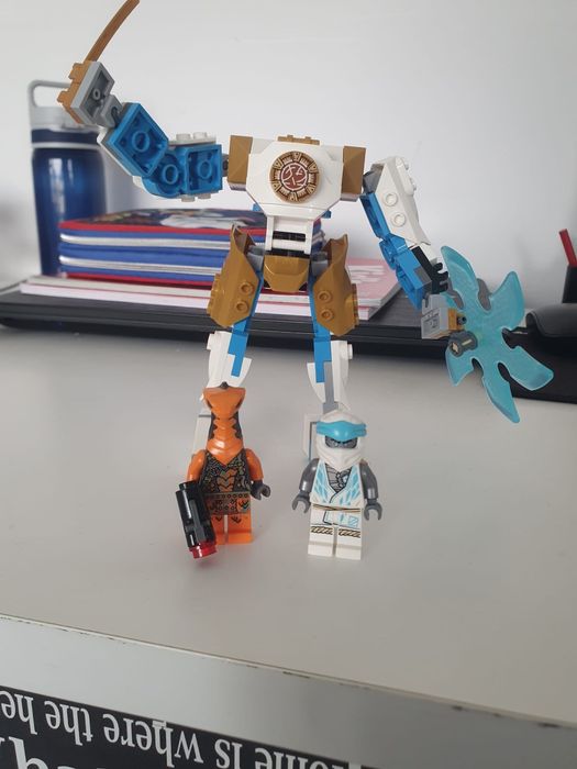 Vand LEGO NINJAGO intact