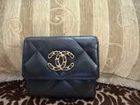 Chanel 19 leather портфейл