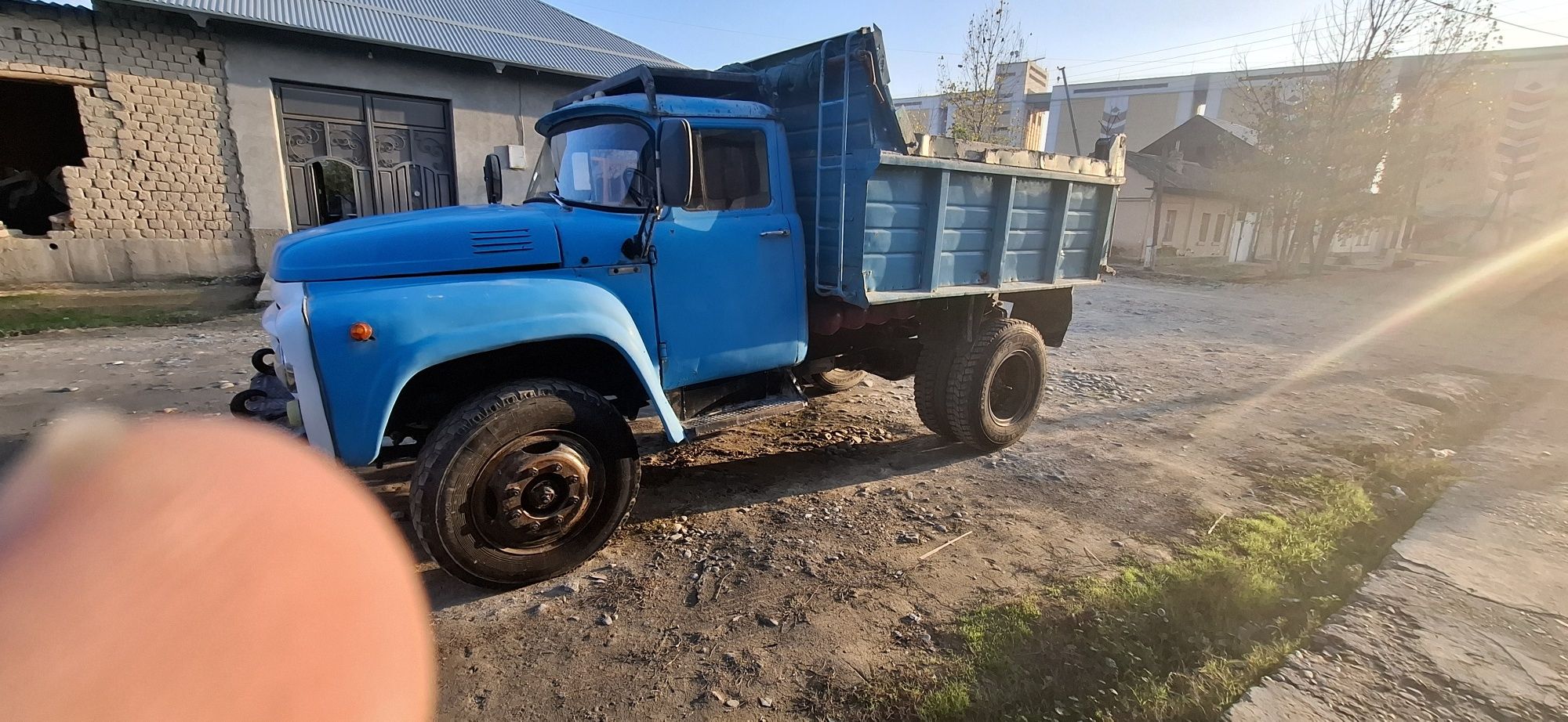 Zil 130 samasval kvadrat