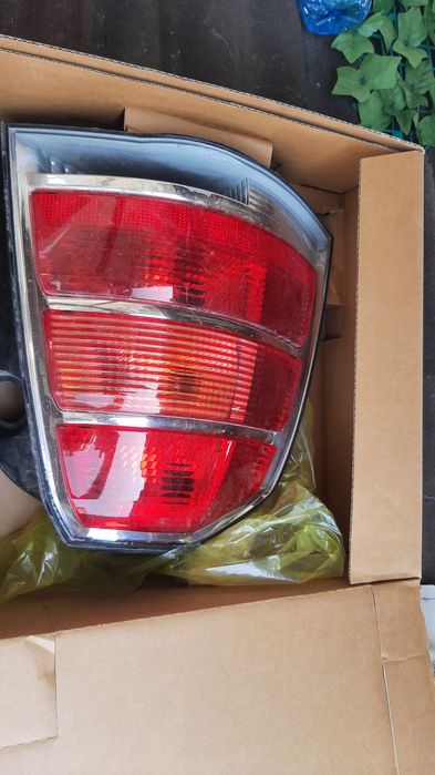 Заден ляв стоп Опел зафира Б