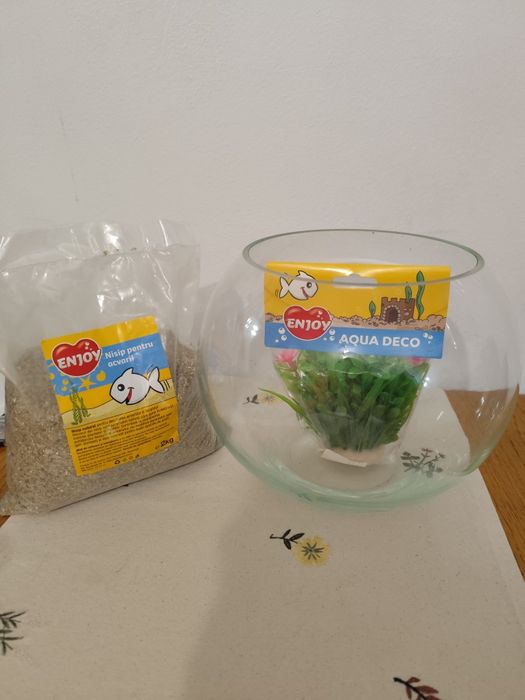 Bol pentru pestisori